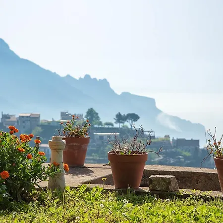 Casa Vacanze L'eden Scala