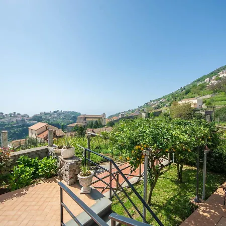 Casa Vacanze L'eden * Scala